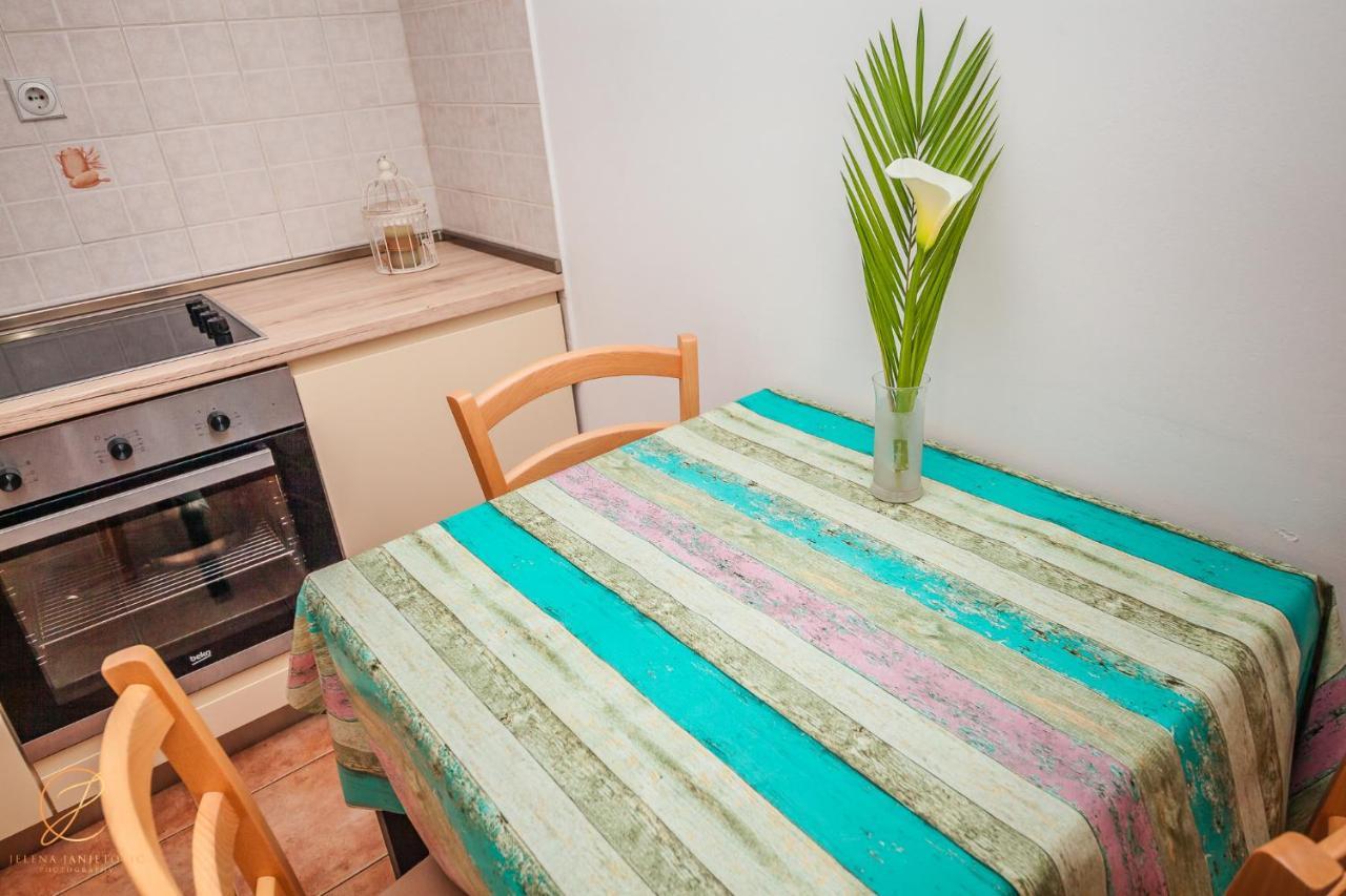 Apartments Batricevic Херцег-Нови Экстерьер фото